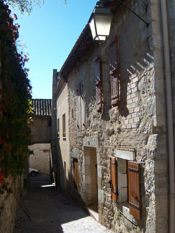 Gite Des Augustins Monflanquin Kamer foto